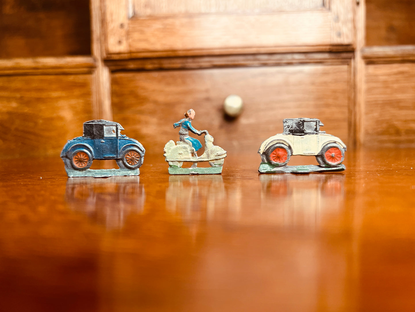 "Rush Hour" Set of 3  Tiny Old Metal Flats