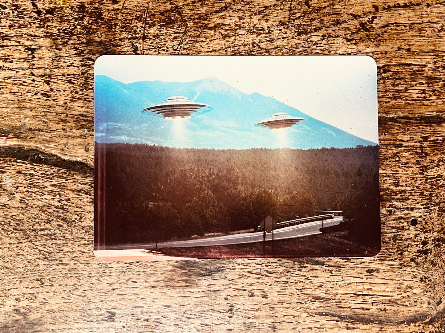 UFO Area 51 Paradise Ranch Gift Box