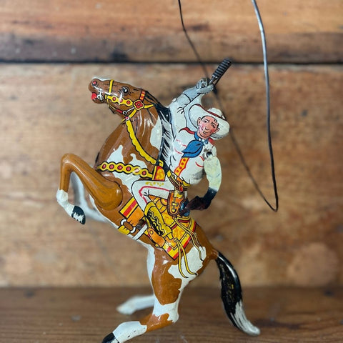 1930's collectors Louis Marx Cowboy with working lasso!