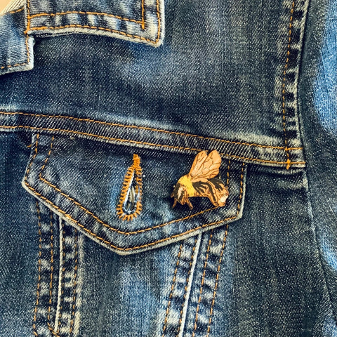 Bee Mini Pin