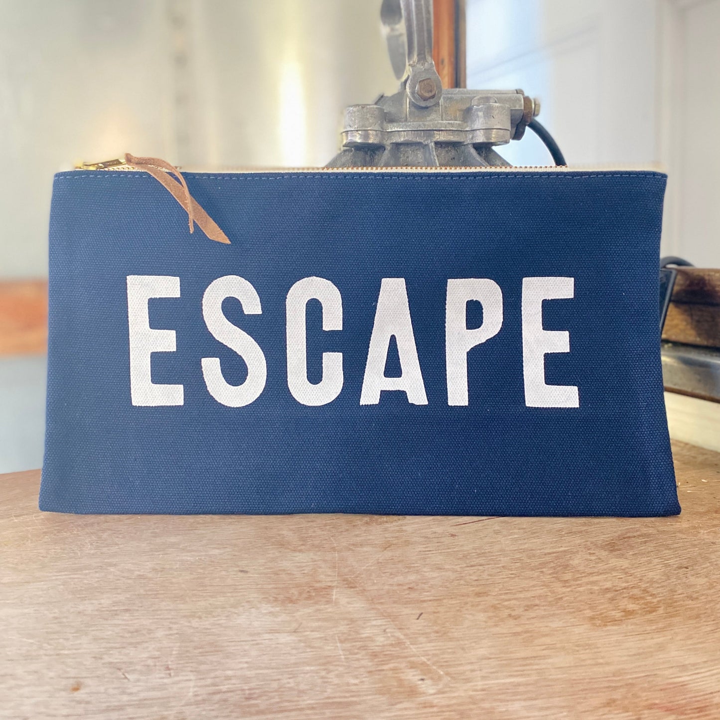 FORESTBOUND ESCAPE Travel Clutch Navy Blue - Harold&Charles